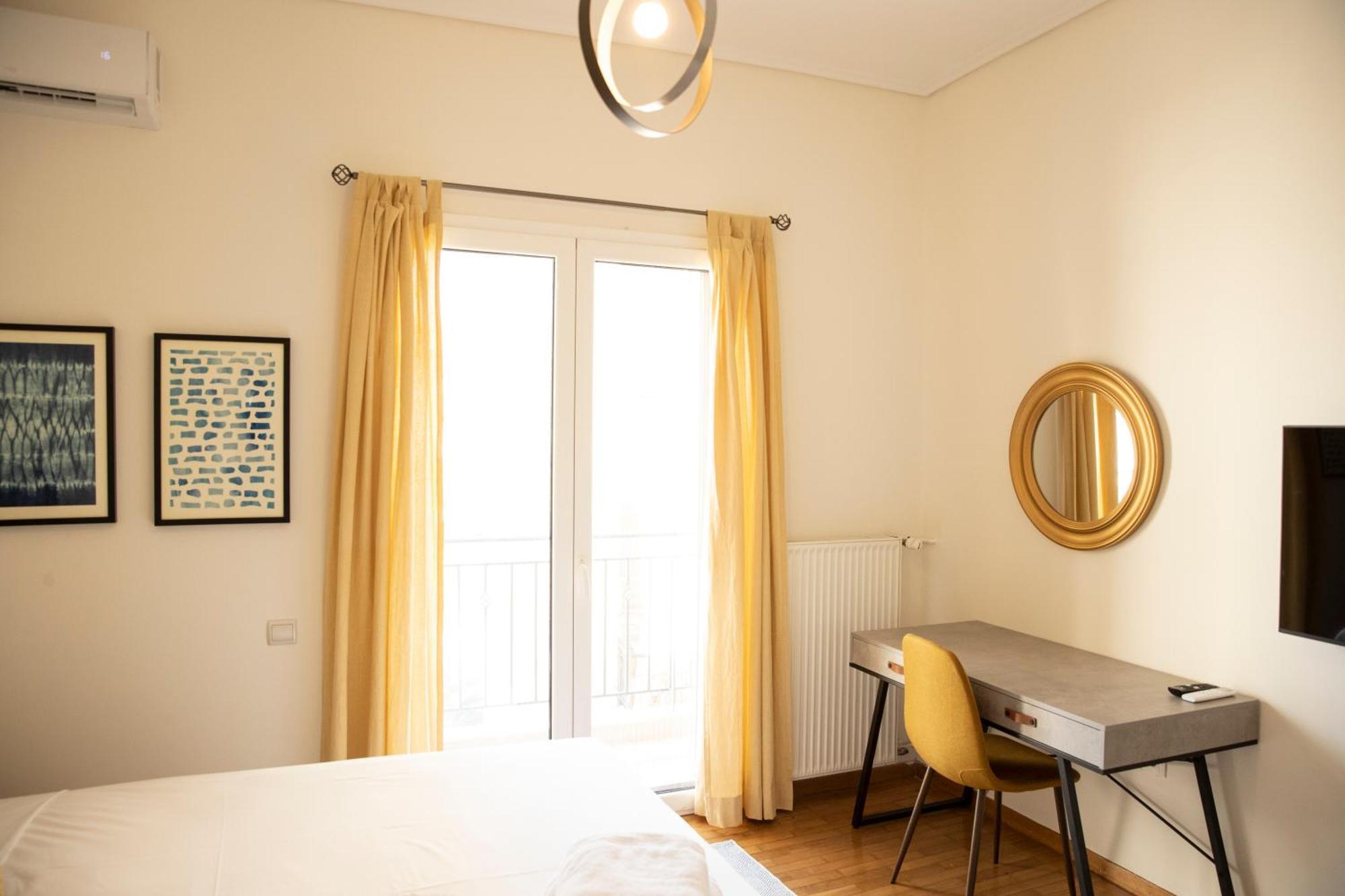 Spacious Glyfada Golf 4Br -Near Beach + Shops Athén Kültér fotó