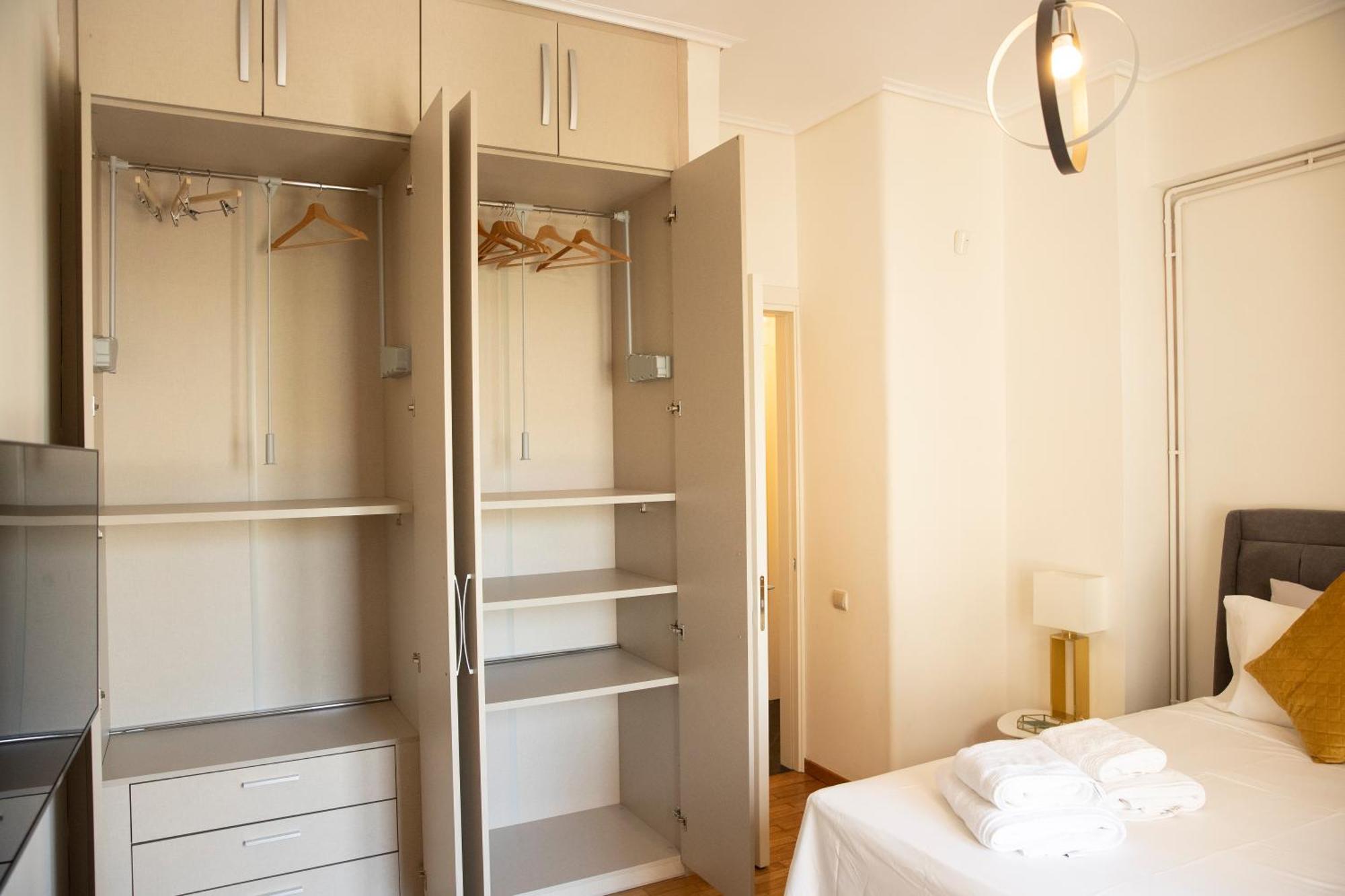 Spacious Glyfada Golf 4Br -Near Beach + Shops Athén Kültér fotó