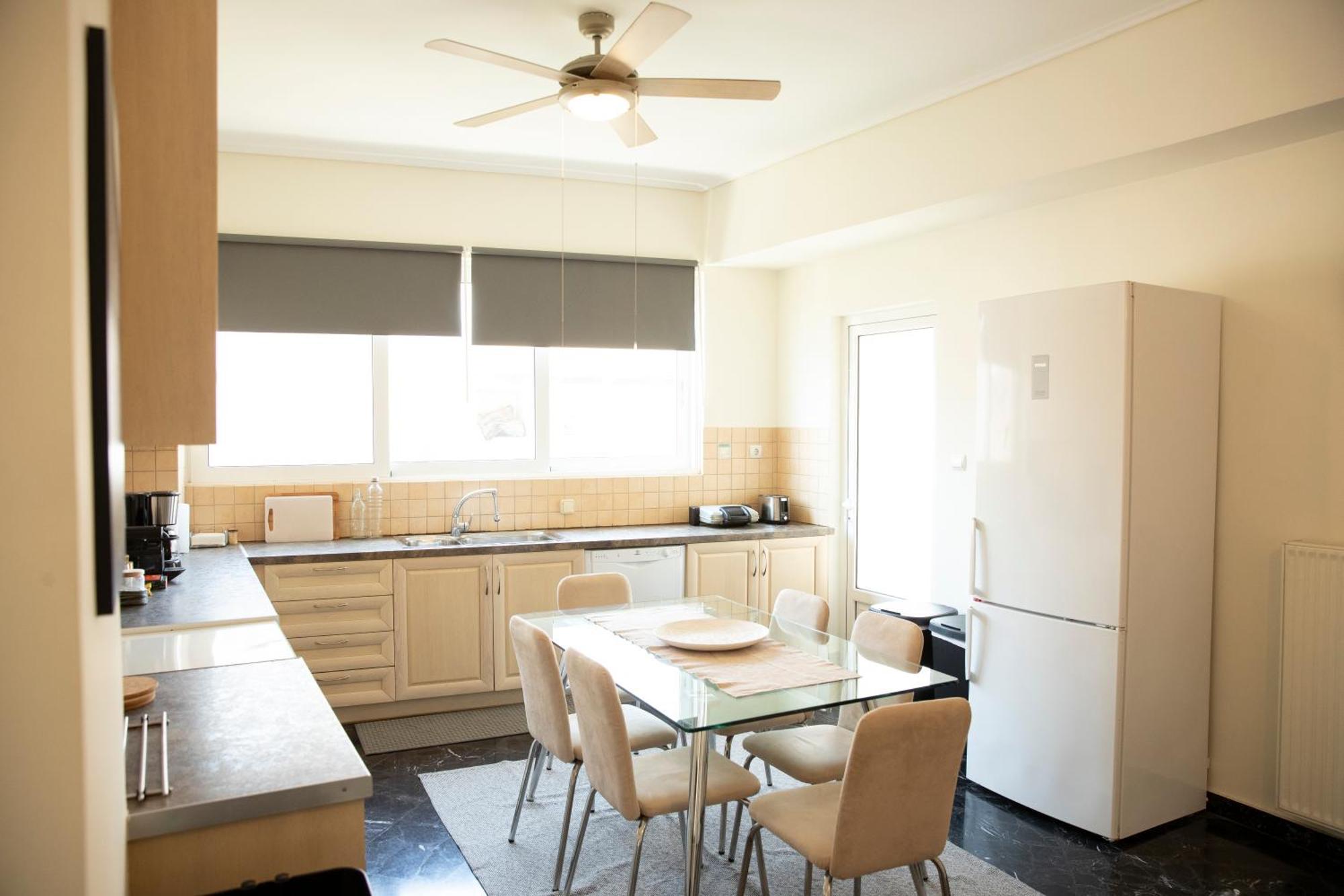 Spacious Glyfada Golf 4Br -Near Beach + Shops Athén Kültér fotó